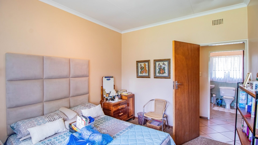 4 Bedroom Property for Sale in Aston Manor Gauteng