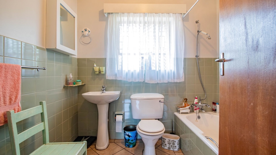 4 Bedroom Property for Sale in Aston Manor Gauteng