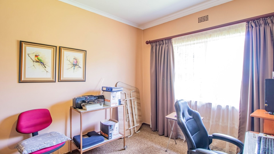 4 Bedroom Property for Sale in Aston Manor Gauteng