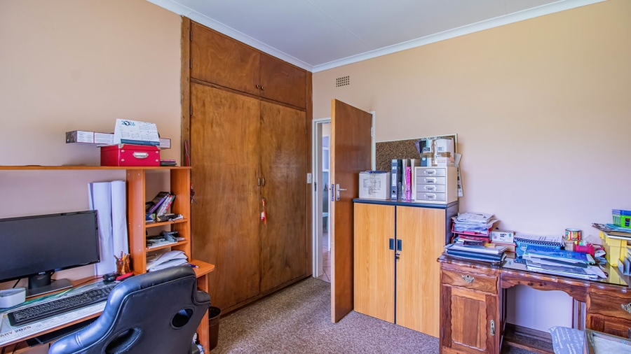 4 Bedroom Property for Sale in Aston Manor Gauteng