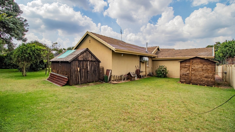 4 Bedroom Property for Sale in Aston Manor Gauteng