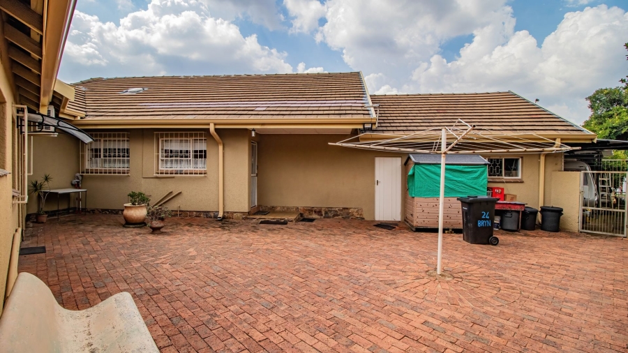 4 Bedroom Property for Sale in Aston Manor Gauteng