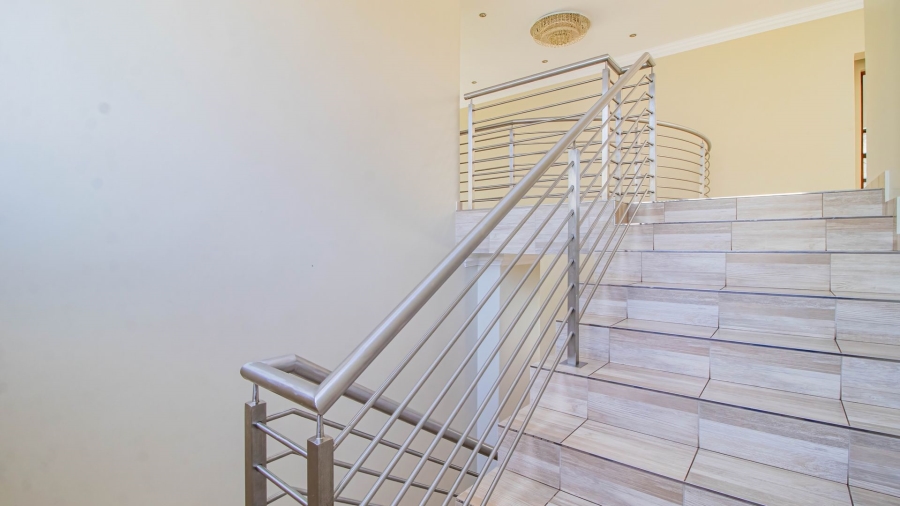 4 Bedroom Property for Sale in Serengeti Lifestyle Estate Gauteng