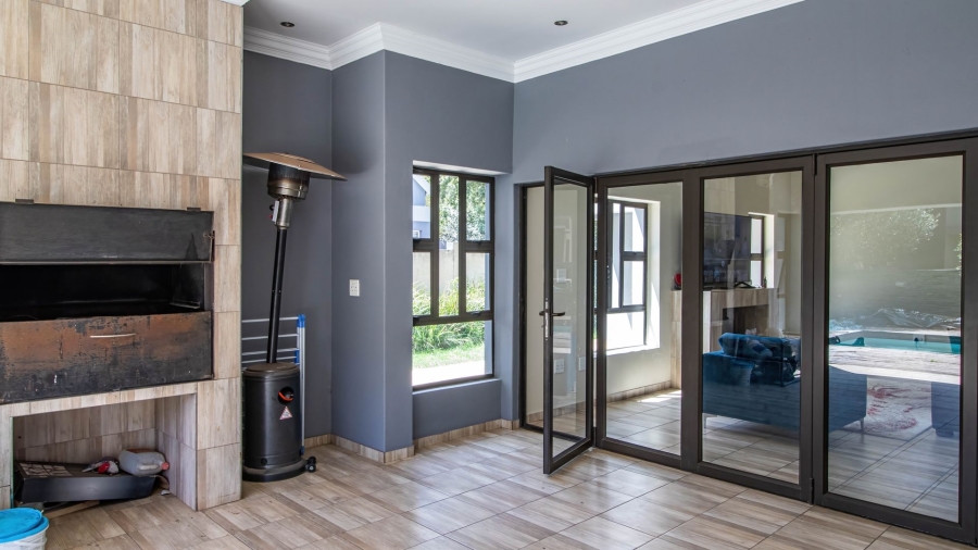 4 Bedroom Property for Sale in Serengeti Lifestyle Estate Gauteng