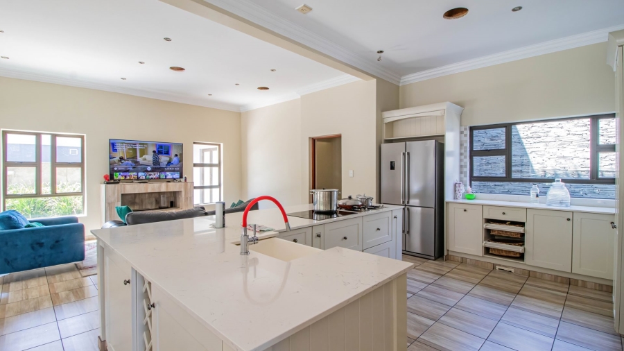 4 Bedroom Property for Sale in Serengeti Lifestyle Estate Gauteng