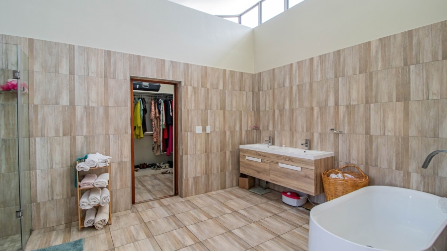 4 Bedroom Property for Sale in Serengeti Lifestyle Estate Gauteng