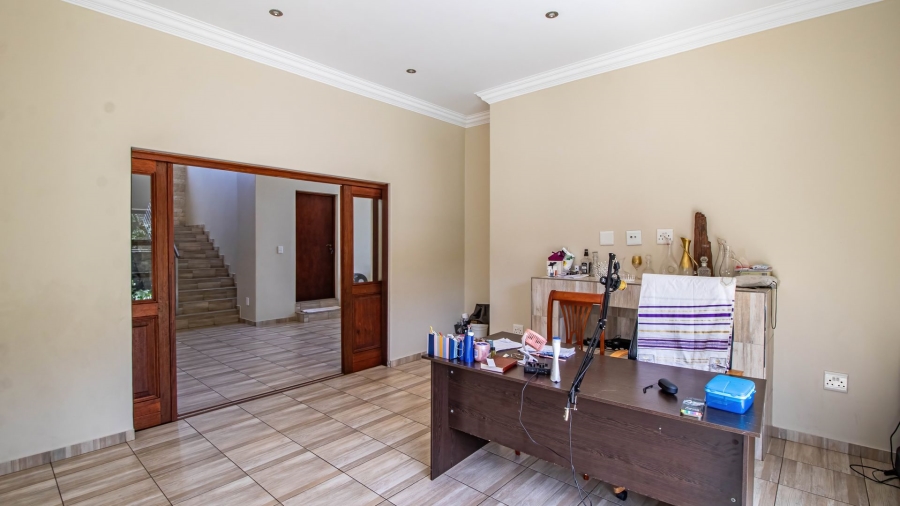 4 Bedroom Property for Sale in Serengeti Lifestyle Estate Gauteng