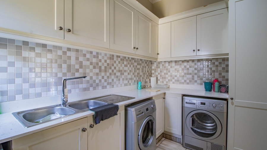 4 Bedroom Property for Sale in Serengeti Lifestyle Estate Gauteng