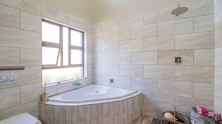 4 Bedroom Property for Sale in Serengeti Lifestyle Estate Gauteng