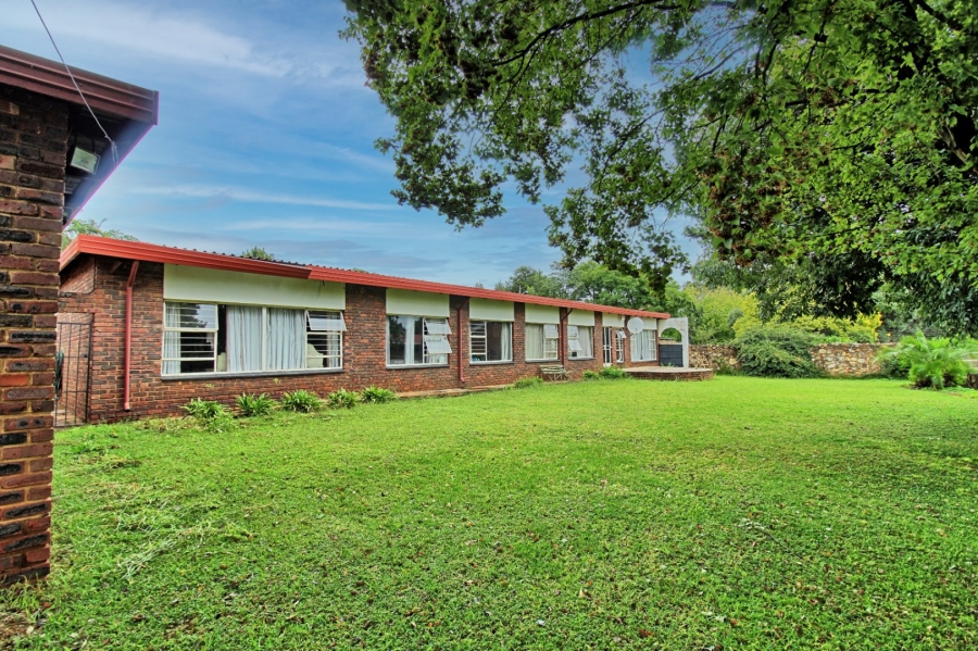 5 Bedroom Property for Sale in Lyttelton Manor Gauteng