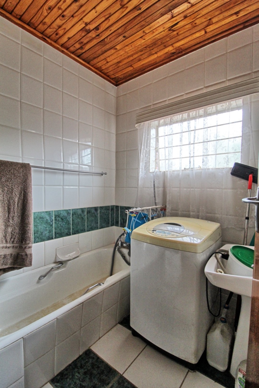 5 Bedroom Property for Sale in Lyttelton Manor Gauteng