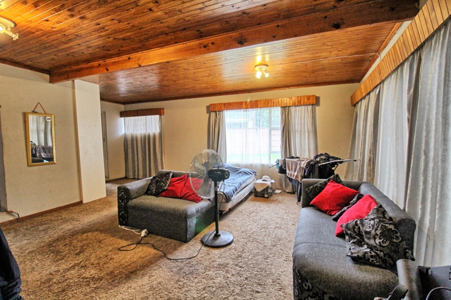 5 Bedroom Property for Sale in Lyttelton Manor Gauteng