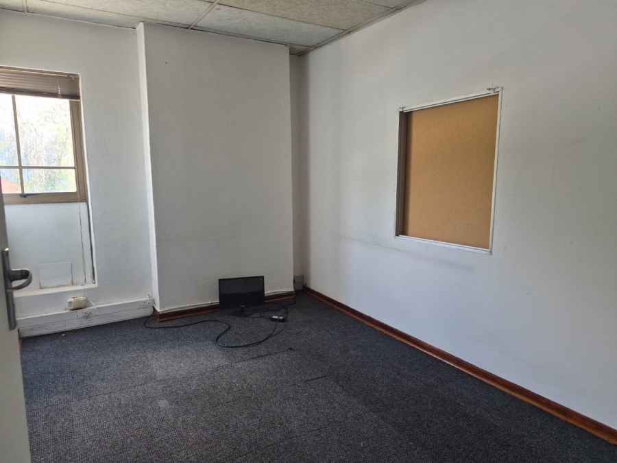 To Let commercial Property for Rent in Bromhof Gauteng