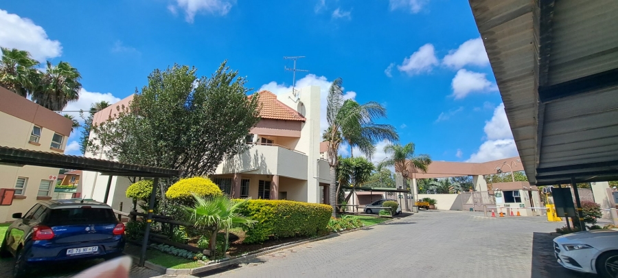 1 Bedroom Property for Sale in Bedfordview Gauteng