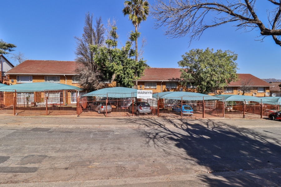 2 Bedroom Property for Sale in Windsor East Gauteng