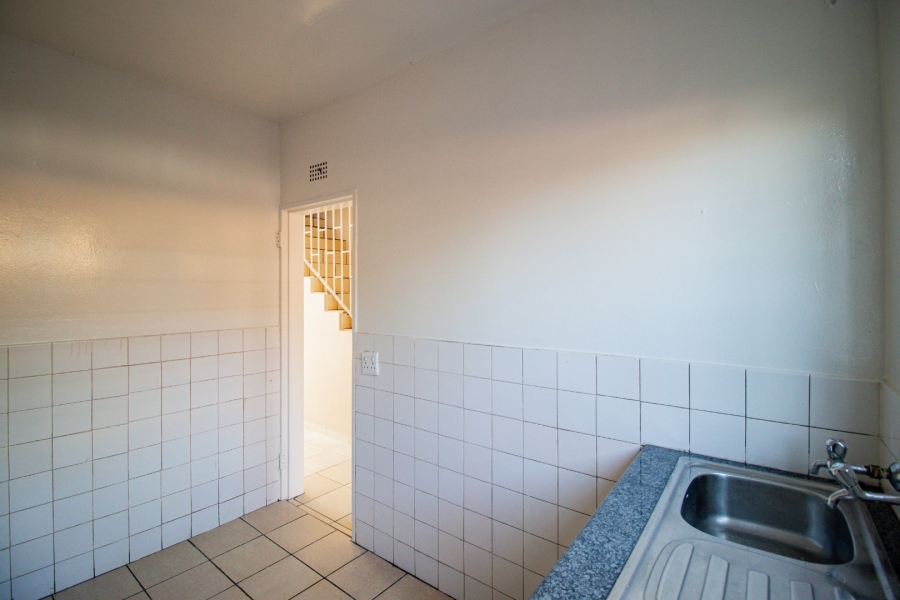 2 Bedroom Property for Sale in Windsor East Gauteng