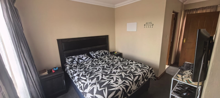 To Let 2 Bedroom Property for Rent in Kyalami Hills Gauteng