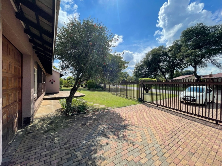 3 Bedroom Property for Sale in Ferryvale Gauteng