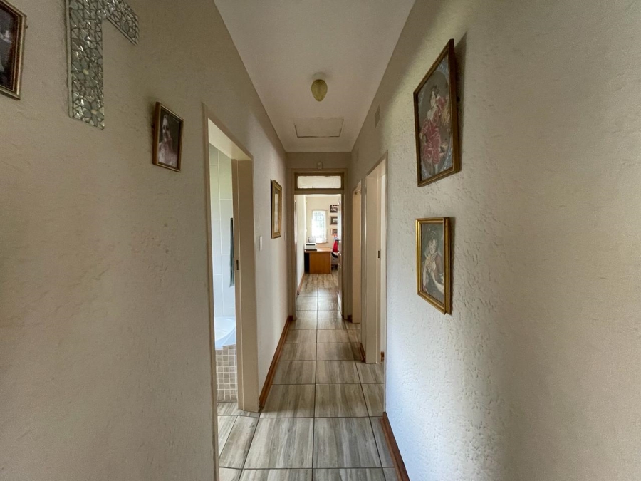 3 Bedroom Property for Sale in Ferryvale Gauteng