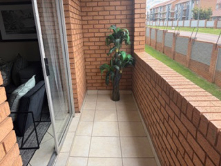 2 Bedroom Property for Sale in Noordwyk Gauteng