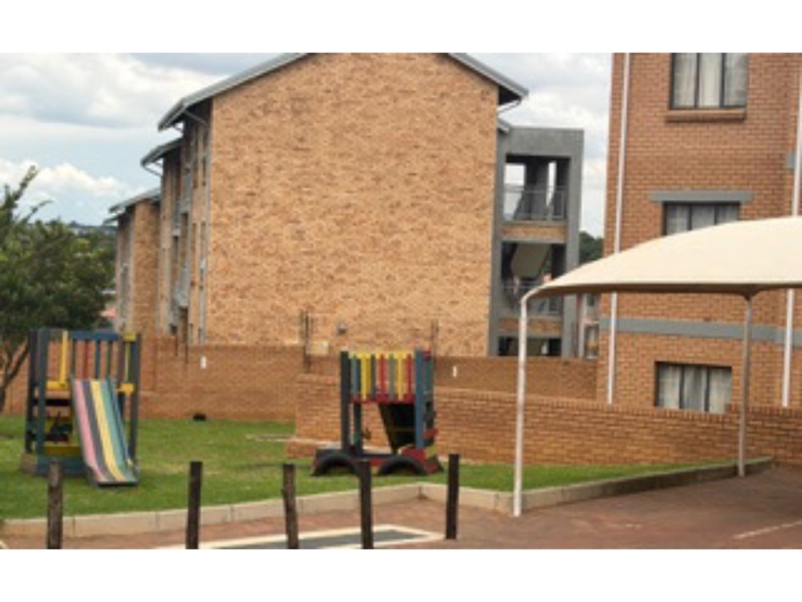 2 Bedroom Property for Sale in Noordwyk Gauteng