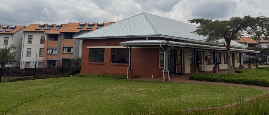 2 Bedroom Property for Sale in Noordwyk Gauteng