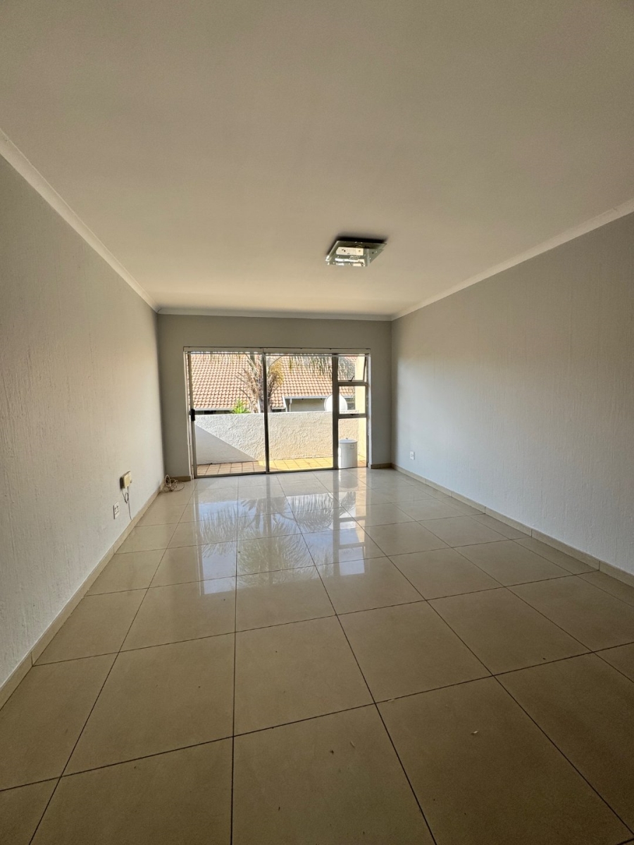 To Let 2 Bedroom Property for Rent in Vorna Valley Gauteng