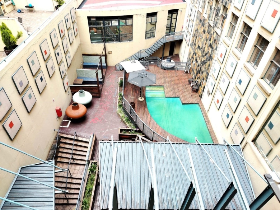 1 Bedroom Property for Sale in Marshalltown Gauteng