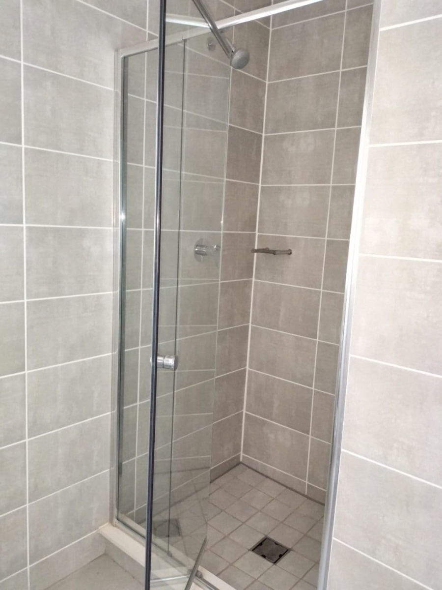 1 Bedroom Property for Sale in Willow Park Manor Gauteng