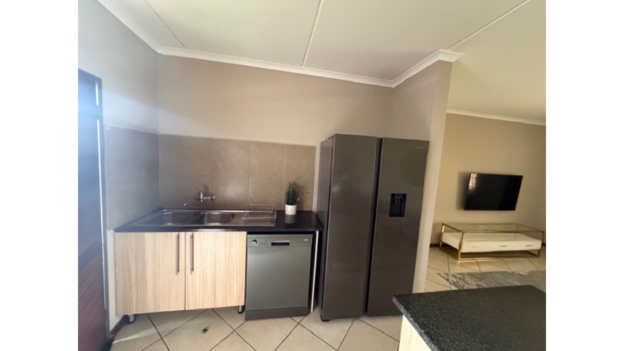 2 Bedroom Property for Sale in Noordwyk Gauteng