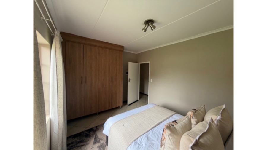 2 Bedroom Property for Sale in Noordwyk Gauteng