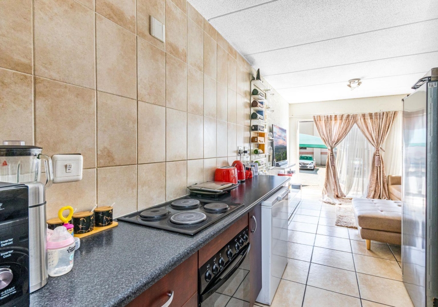 2 Bedroom Property for Sale in Ormonde View Gauteng