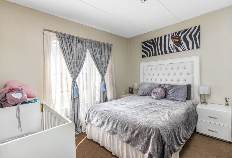 2 Bedroom Property for Sale in Ormonde View Gauteng