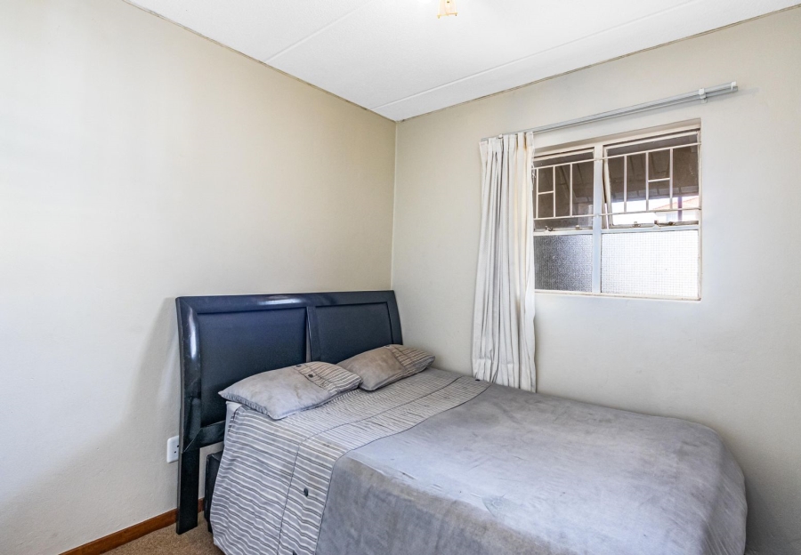 2 Bedroom Property for Sale in Ormonde View Gauteng