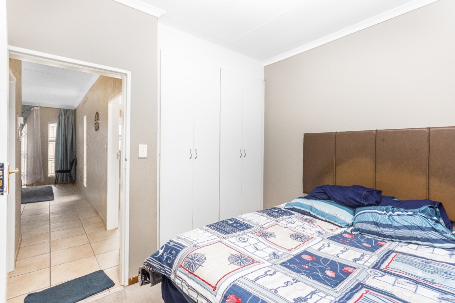 2 Bedroom Property for Sale in Ormonde View Gauteng