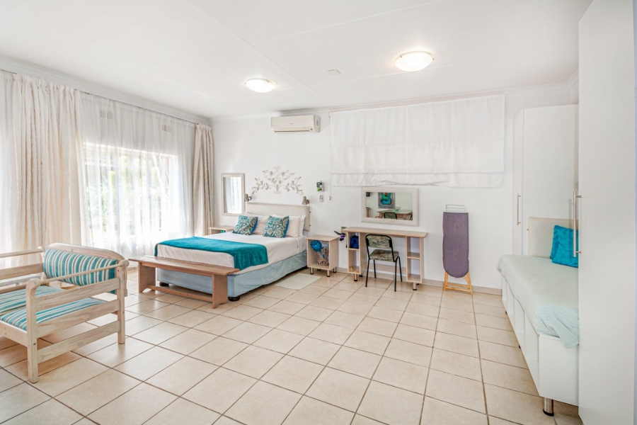 8 Bedroom Property for Sale in Hennopspark Gauteng