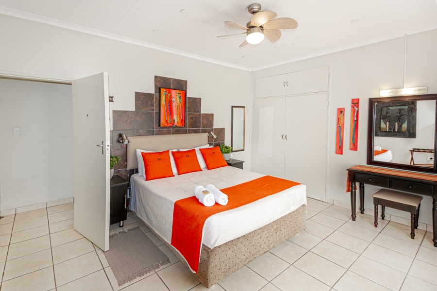 8 Bedroom Property for Sale in Hennopspark Gauteng