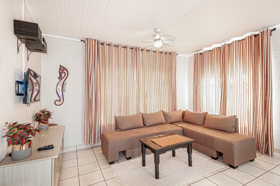 8 Bedroom Property for Sale in Hennopspark Gauteng