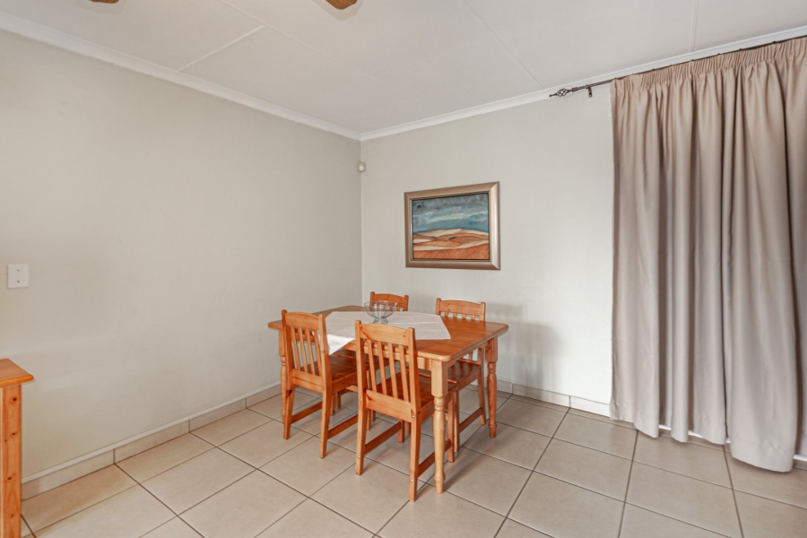 8 Bedroom Property for Sale in Hennopspark Gauteng