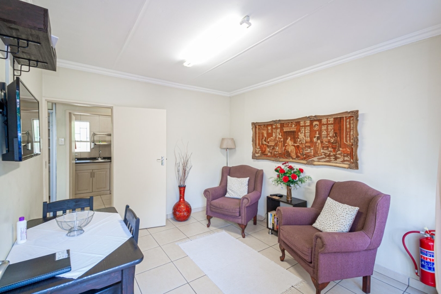 8 Bedroom Property for Sale in Hennopspark Gauteng