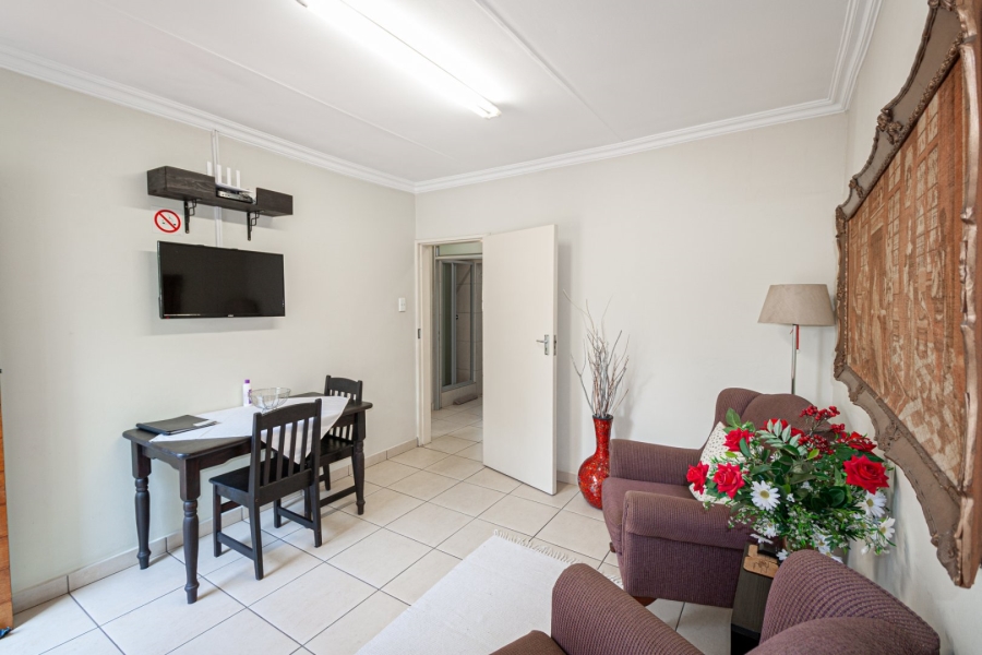 8 Bedroom Property for Sale in Hennopspark Gauteng