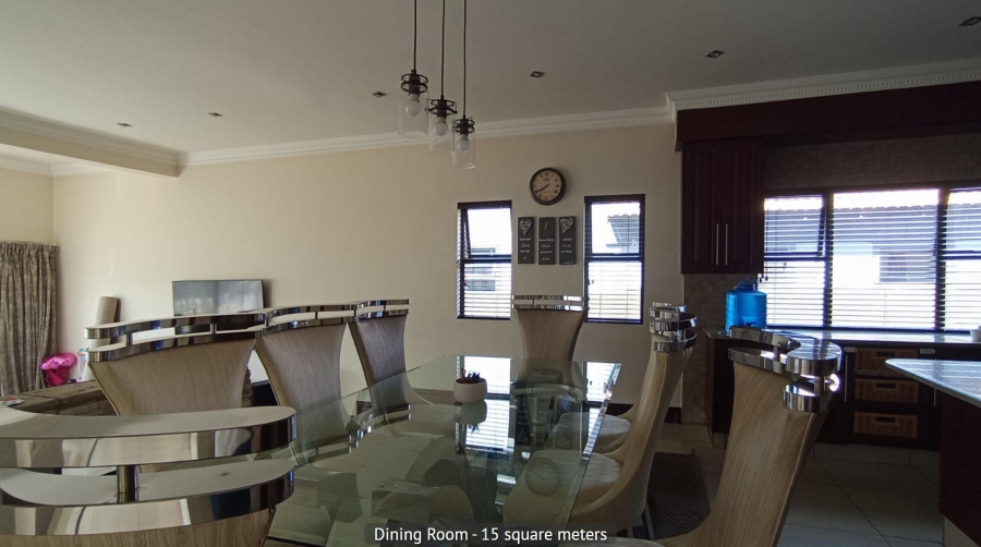  Bedroom Property for Sale in Kosmosdal Gauteng