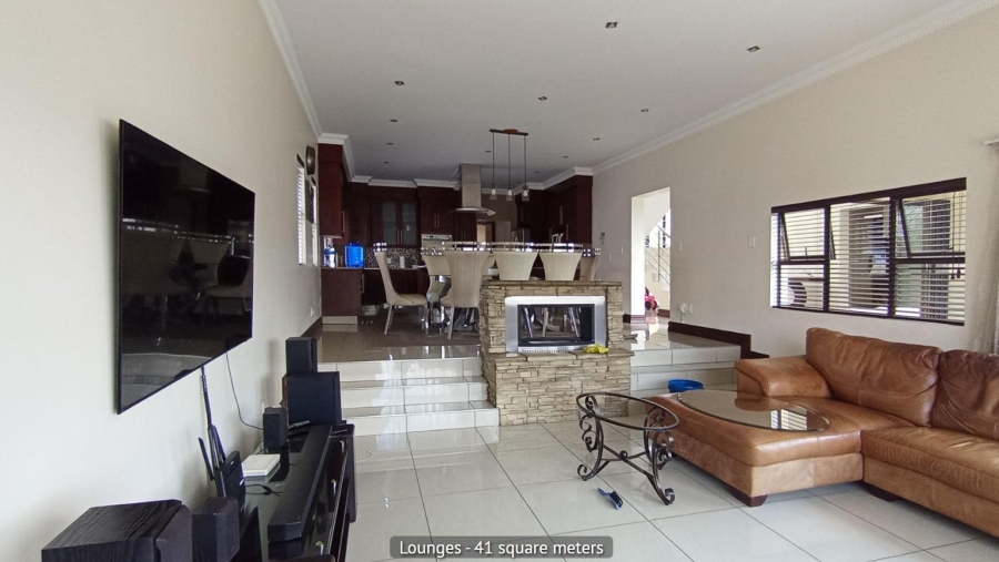  Bedroom Property for Sale in Kosmosdal Gauteng