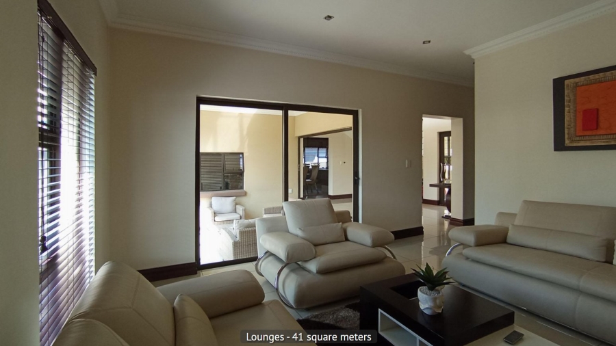 Bedroom Property for Sale in Kosmosdal Gauteng