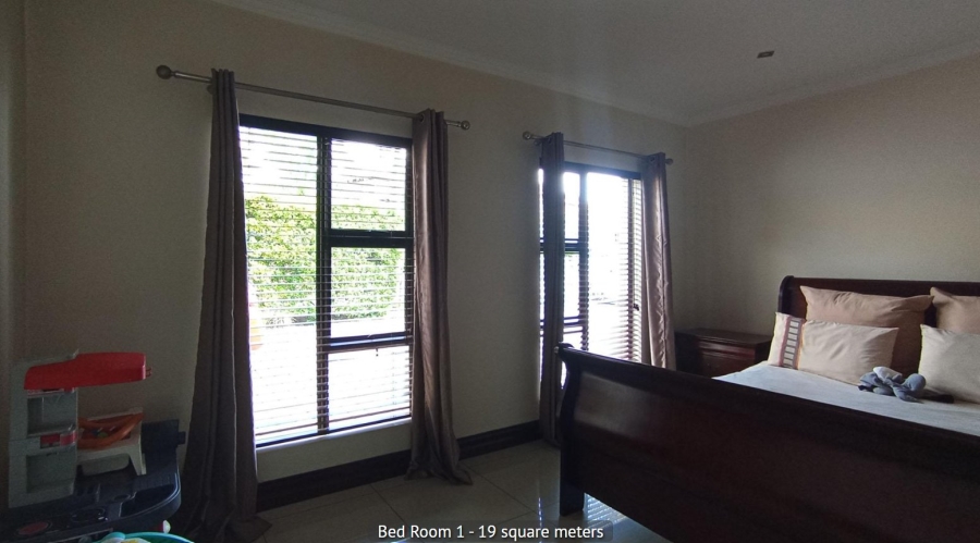  Bedroom Property for Sale in Kosmosdal Gauteng