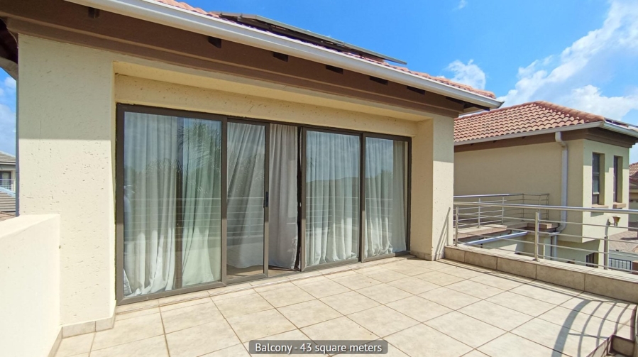  Bedroom Property for Sale in Kosmosdal Gauteng