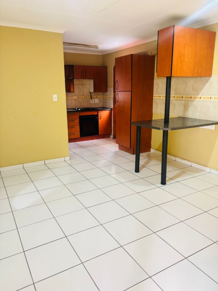 To Let 3 Bedroom Property for Rent in Noordwyk Gauteng