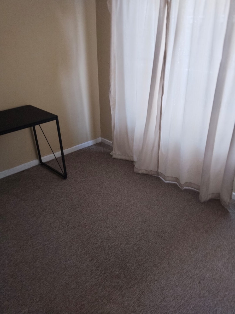 To Let 3 Bedroom Property for Rent in Noordwyk Gauteng