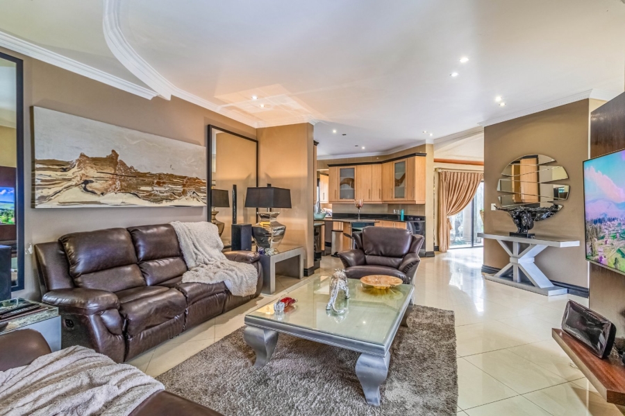  Bedroom Property for Sale in Kensington Gauteng
