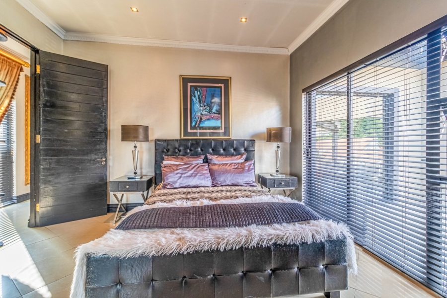  Bedroom Property for Sale in Kensington Gauteng